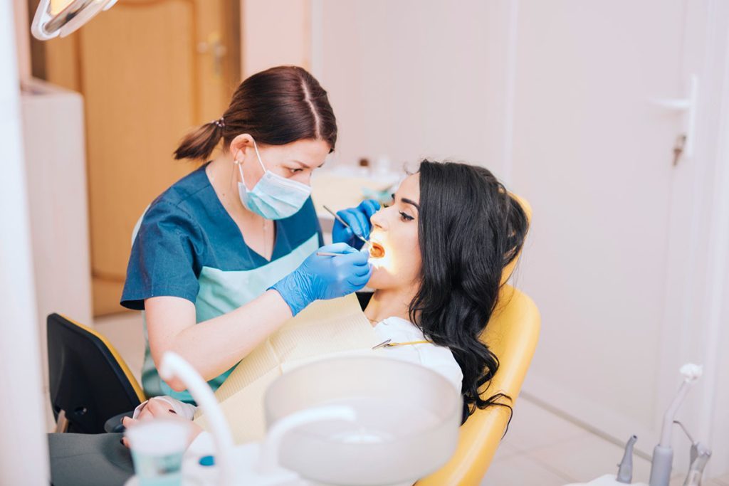the role of routine dental check-ups and cleanings